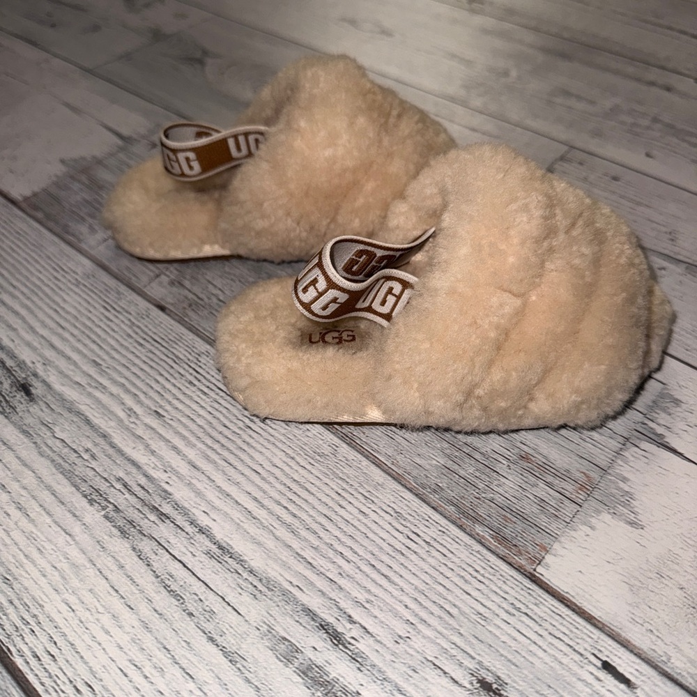 UGG Cream Shearling Slide Sandals with Branded Strap